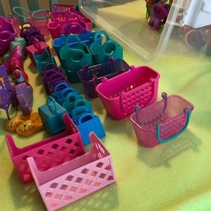 Shopkins soo many shopkins